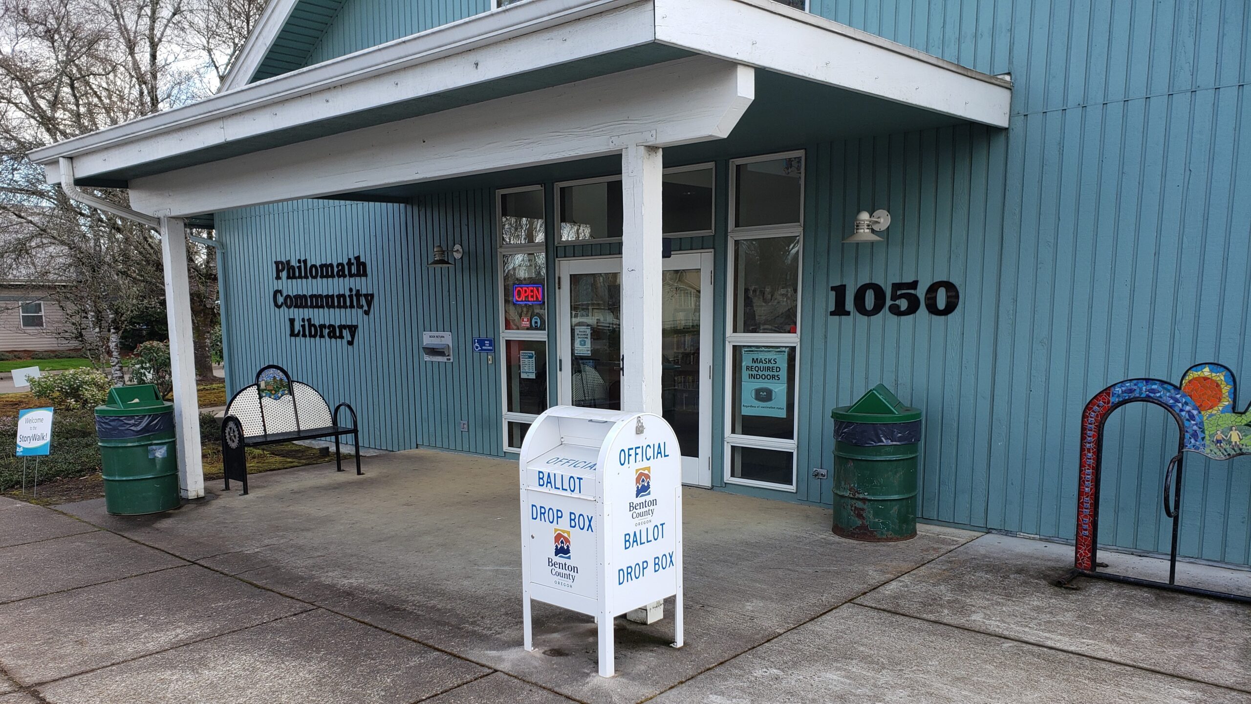 Philomath Public Library Ballot Drop Box